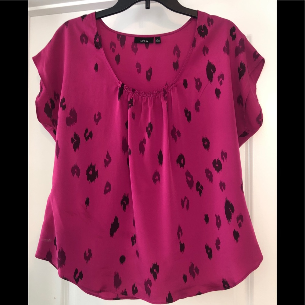 Apt. 9 Top
